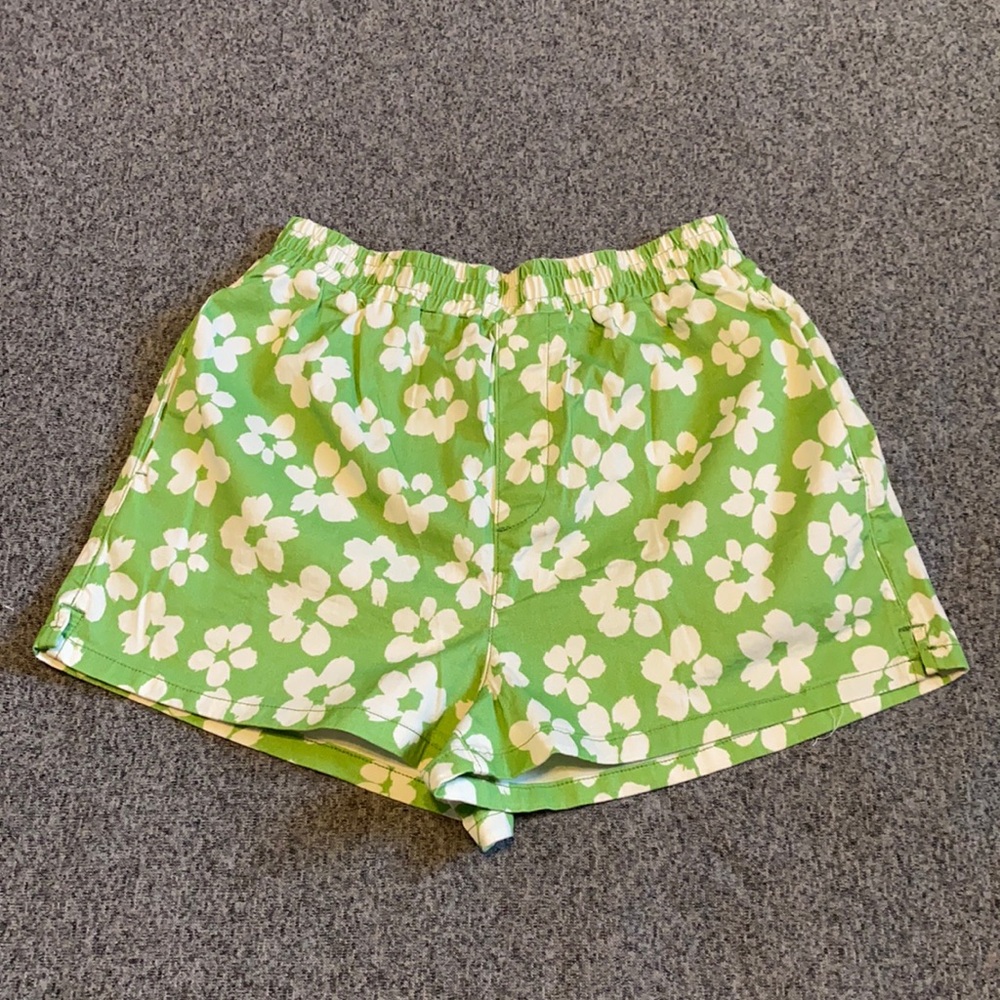 💞 5 for $10💞 Topshop Green Floral Shorts